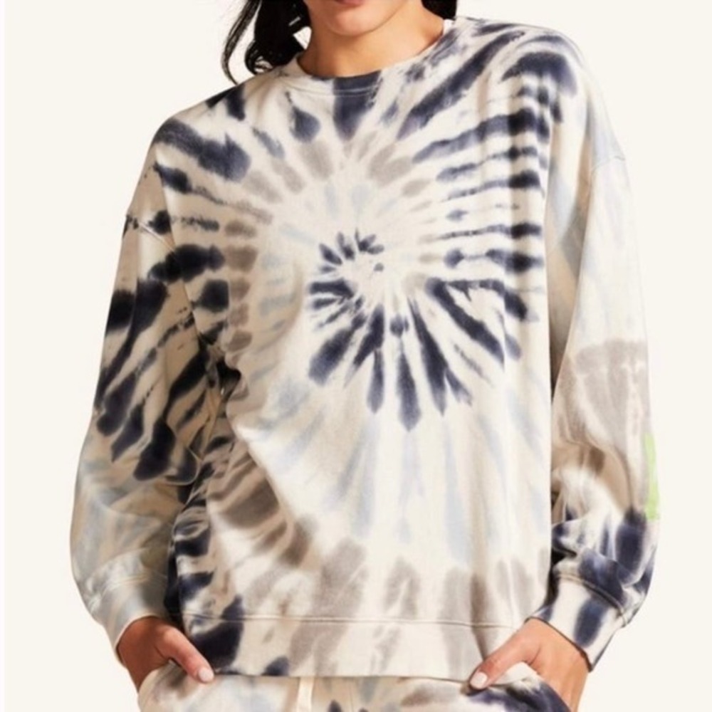 Peloton Women’s Crewneck‎ Tie Dye Sweatshirt Size Small